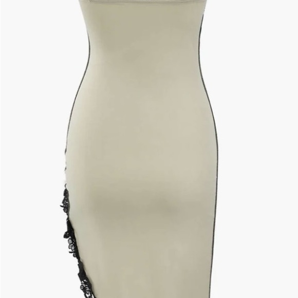 MICAS | Asymmetrical Climbing Lace Midi - Picture 6 of 6